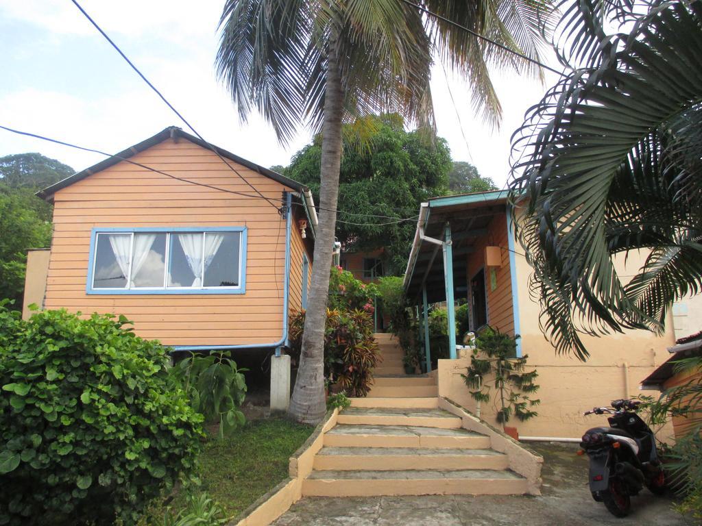Hotel Flemming Tree Providencia Island Exterior foto